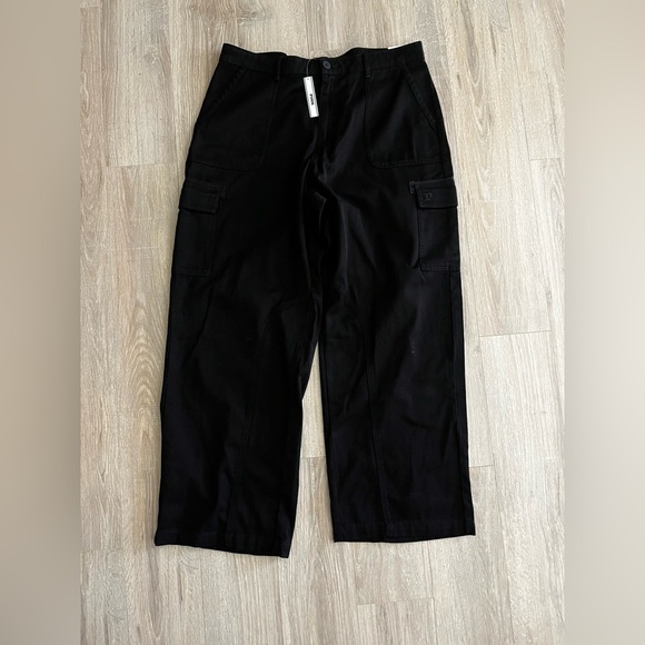 NWT Victoria’s Secret Pink Utility Cargo Pants Black - Size XL - Picture 2 of 11